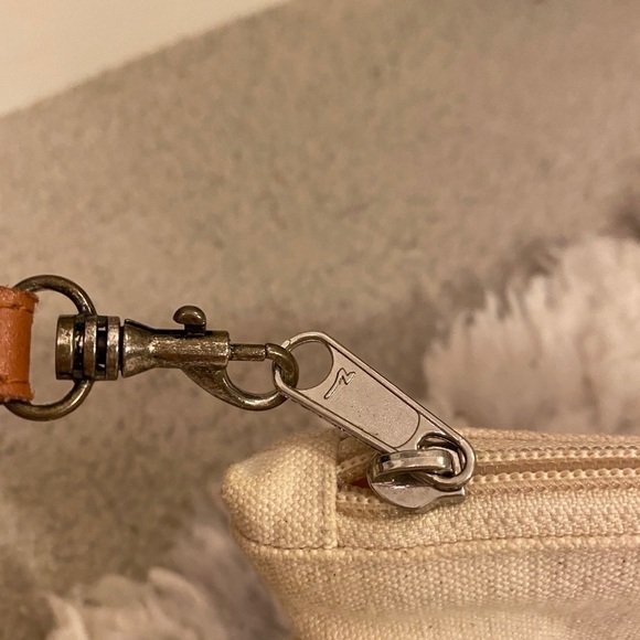 DISCONTINUED Sandcloud Pouch - Picture 2 of 10